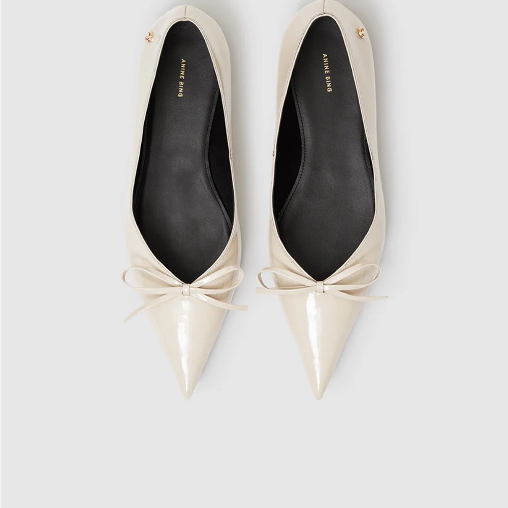 Anine Bing Cream Pointed Flats Size 37 - leather
